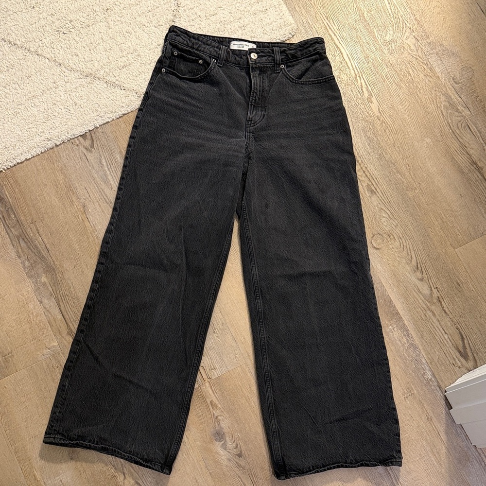 Abercrombie Wide Leg Curve Fit Black Wide-Leg Women's Jeans